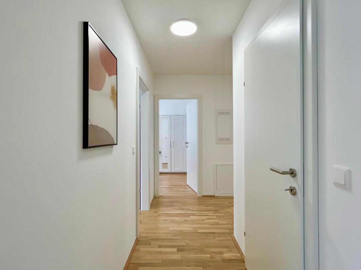 Апартаменты 80 M2 - Terrace - Free Parking Вена Экстерьер фото